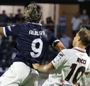 Cavese-Sorrento 2-3: derby al cardiopalma, il Sorrento resta a punteggio pieno
