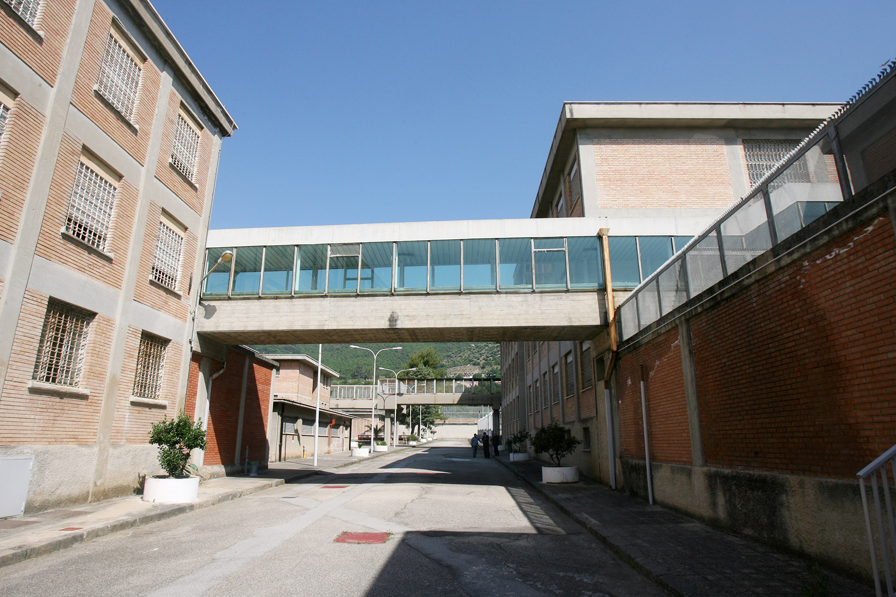Carcere di Fuorni, detenuto con scabbia: diagnosi dopo settimane