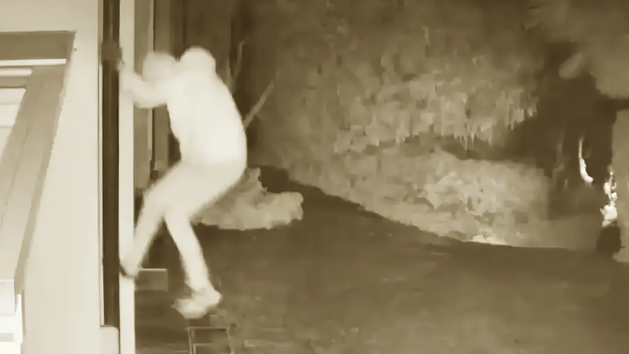 Castelnuovo Cilento, cinque furti nelle villette di San Nicola