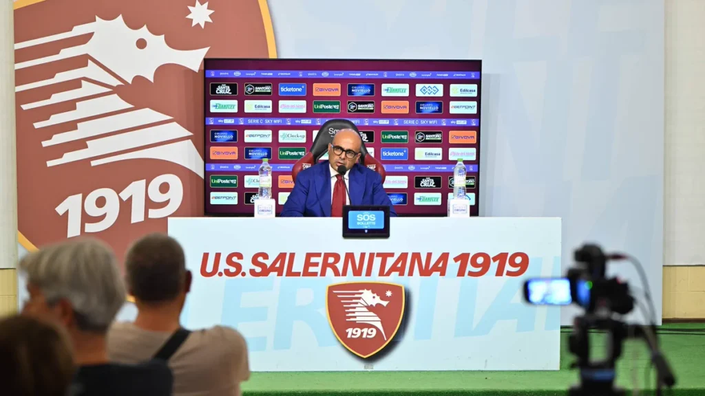 Salernitana, conferenza stampa semi-deserta dell’amministratore delegato Pagano