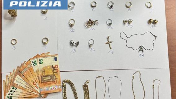 Truffe agli anziani, due fermati sull’A2 a Sala Consilina