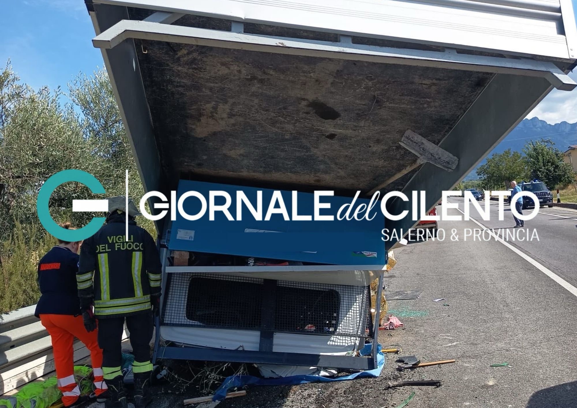 Incidente sulla strada di Serre, un morto e due feriti