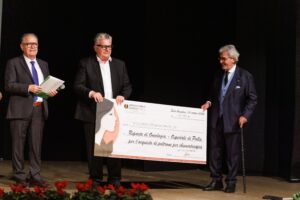 Sala Consilina, tutto esaurito per “Storie di donne straordinariamente semplici”: raccolti 11.770 euro per l’Oncologia di Polla