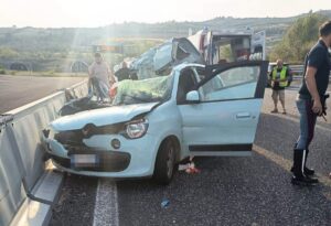 Incidente sull’A2 a Campagna, indagata la fidanzata della vittima
