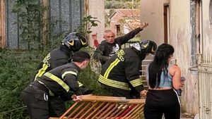 Incendio a Capaccio, dietro morte 44enne ipotesi fuochi d’artificio