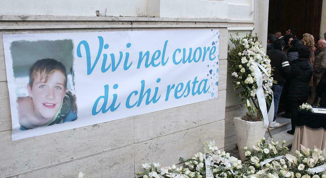Morte di Alessandro Farina, la famiglia cita in giudizio il Ruggi