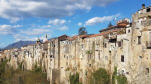 Dal fascino medievale di Sant’Agata de’ Goti alla storia longobarda, cinque borghi da scoprire nel Beneventano