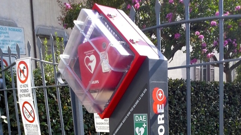 Un defibrillatore in ogni comune del Cilento interno: al via il progetto per le emergenze