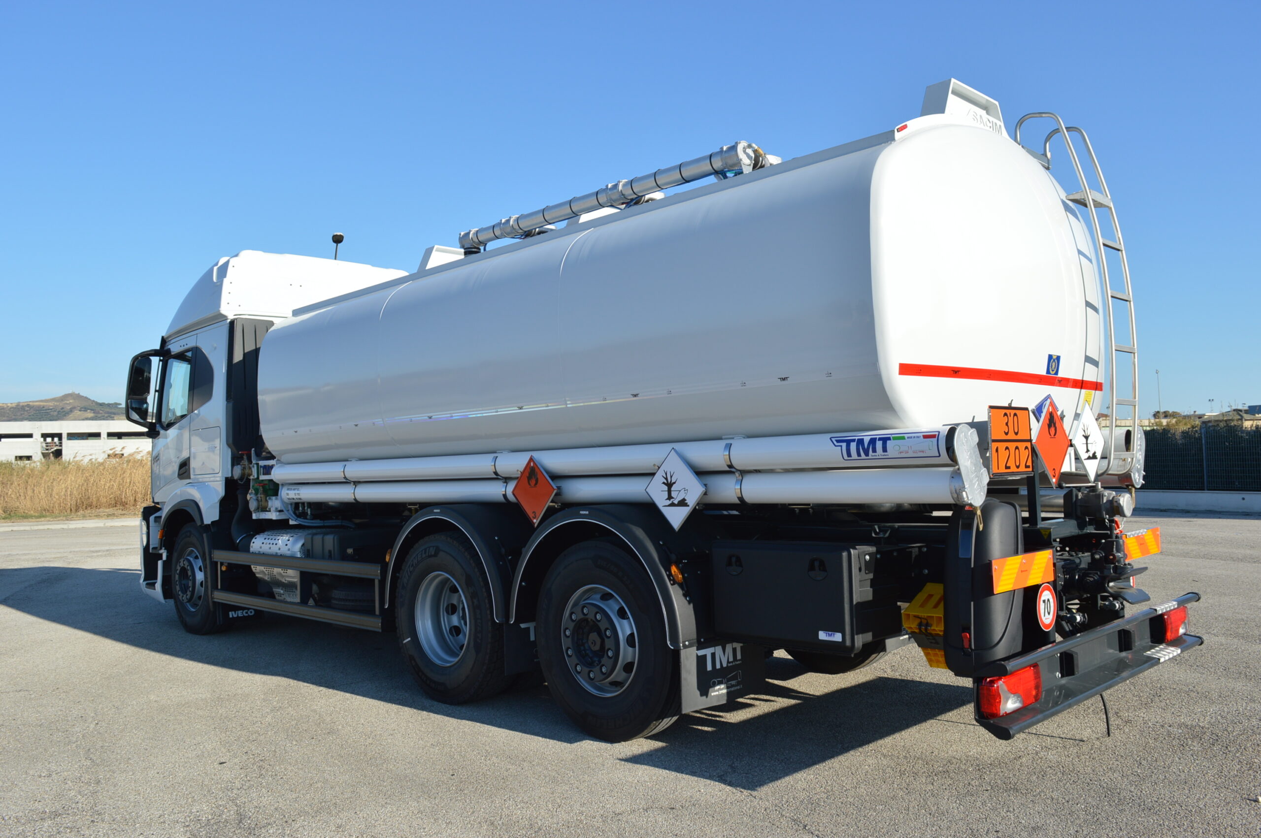 Carburante a Salerno, attesi nuovi rifornimenti dopo lo sciopero