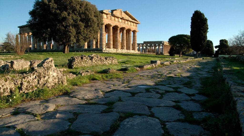 Domenica al Museo, ingresso gratuito a Paestum e Velia il 1° novembre: visite, realtà virtuale e navetta gratis