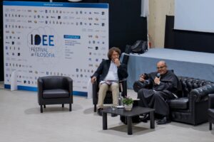 Battipaglia, oltre 300 persone al Festival di Filosofia: Benanti, “L’intelligenza artificiale non è un destino”