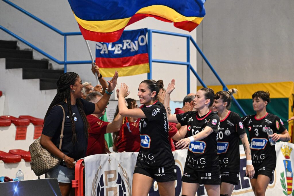 Pallamano, Jomi Salerno-Erice: big match alla Palumbo, premi D’Amico e gadget per i tifosi