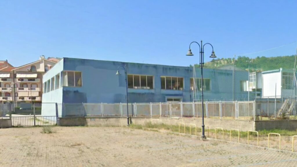 Scuola “Gino Rossi Vairo” di Agropoli, finanziati i lavori per la palestra