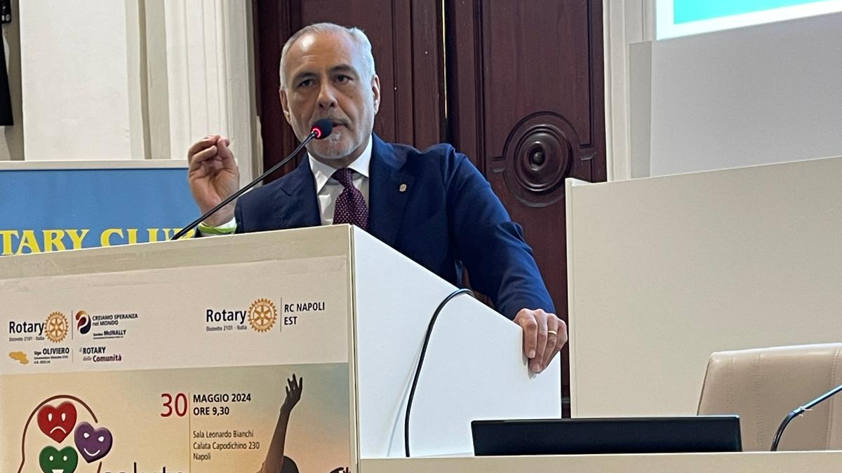 Scaffali vuoti, lo psichiatra Barretta: «Panic buying esaspera l’emergenza»