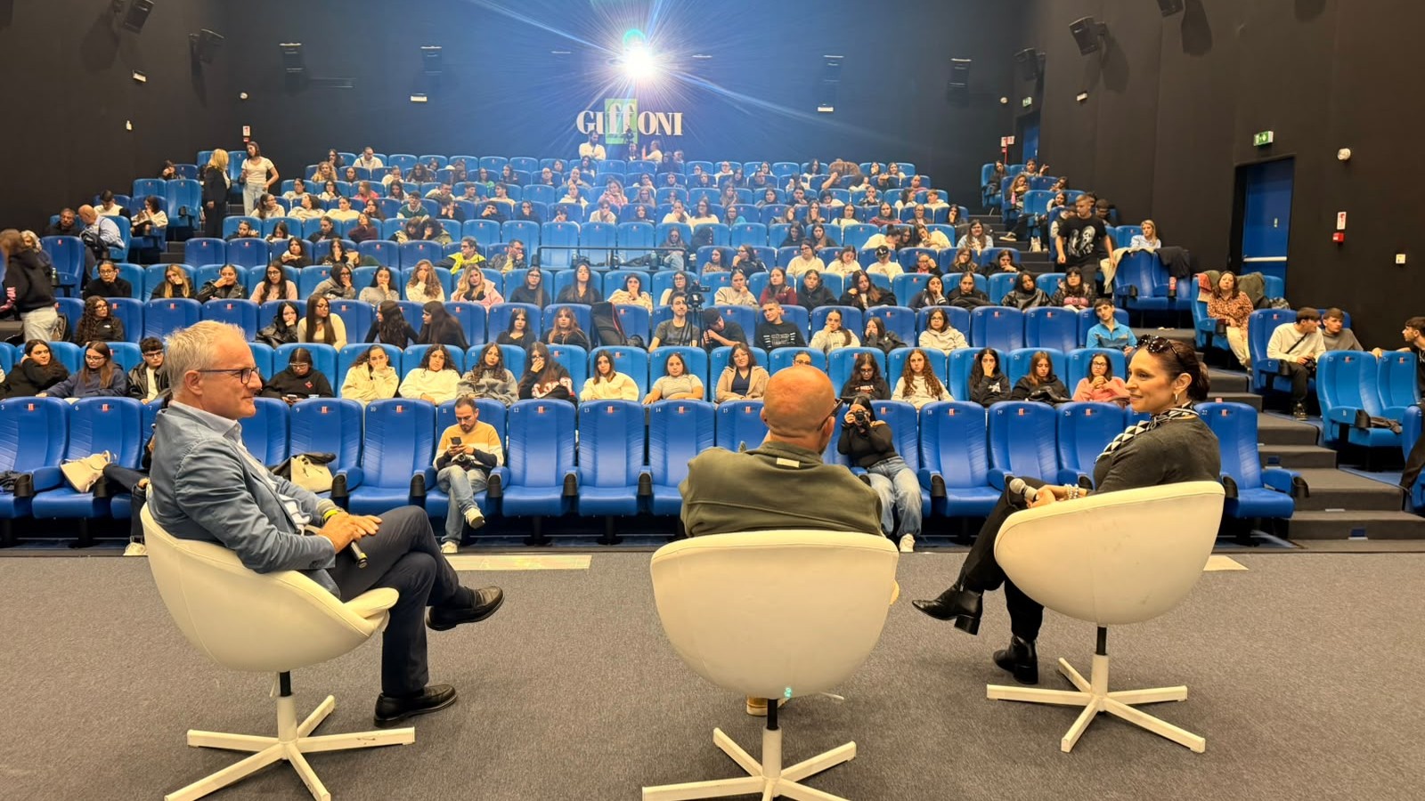 Salute mentale, da Giffoni il messaggio per i più giovani: «L’ascolto è il primo passo verso la cura»