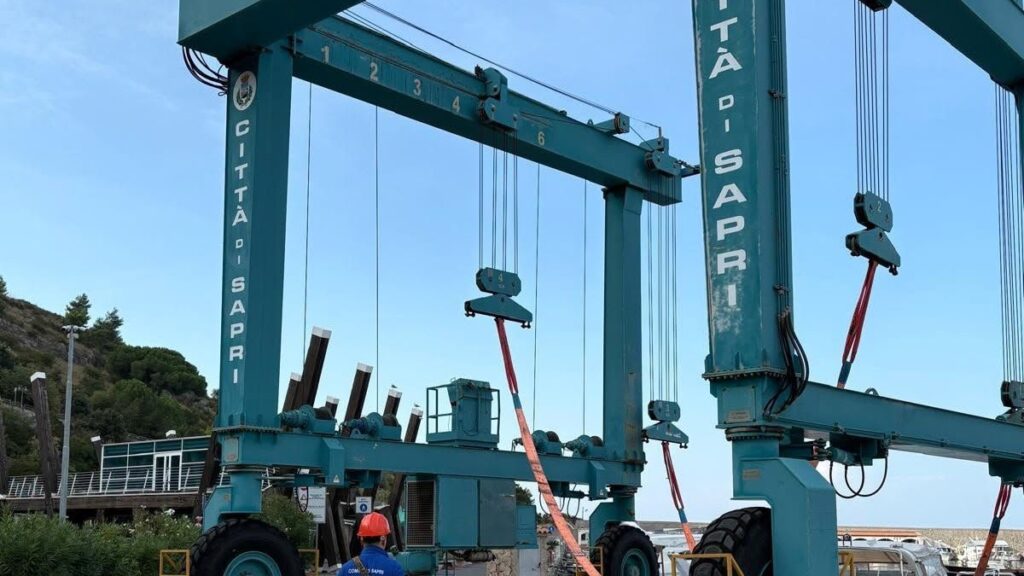 Sapri, il carroponte portuale torna alla gestione diretta del Comune