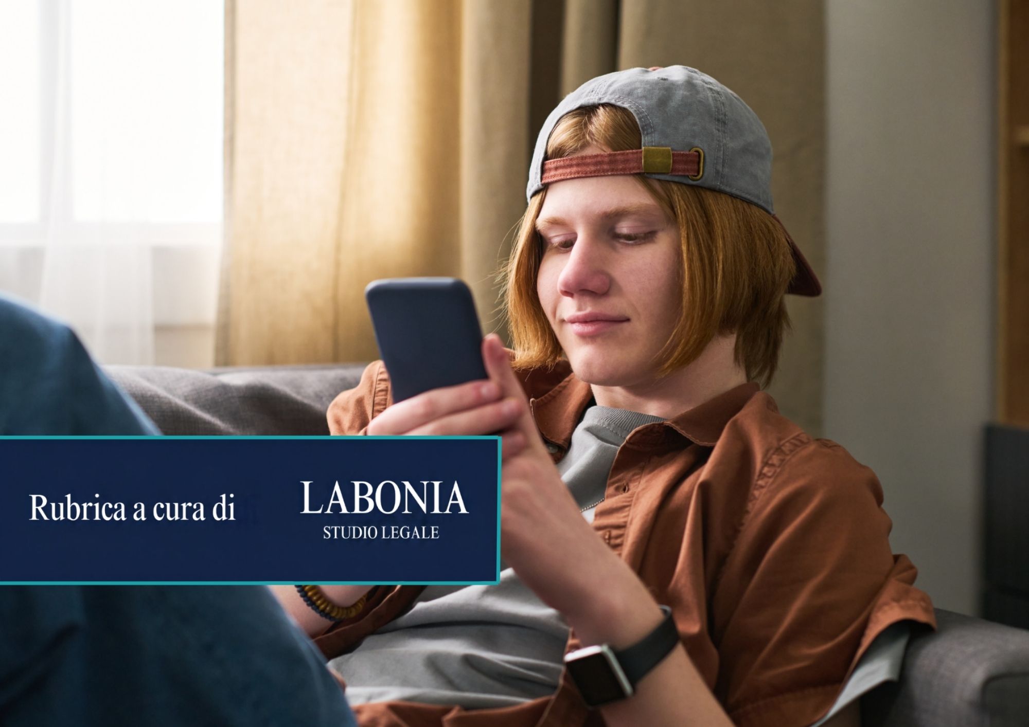 Ho una figlia adolescente che passa intere giornate sui social: cosa fare?