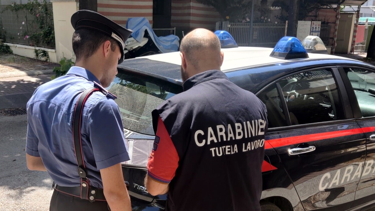 Lavoro nero nel Salernitano: 33 irregolari e sette locali chiusi