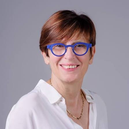Battipaglia, sfiduciata la sindaca Cecilia Francese: comune verso il commissariamento