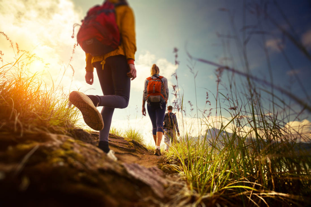 Cilento, turista austriaca si infortuna su un sentiero: soccorsa