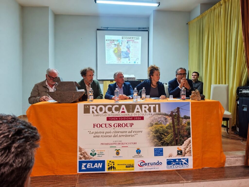 Roccagloriosa, concluso il simposio La Rocca delle Arti: la pietra al centro del confronto sul futuro del territorio
