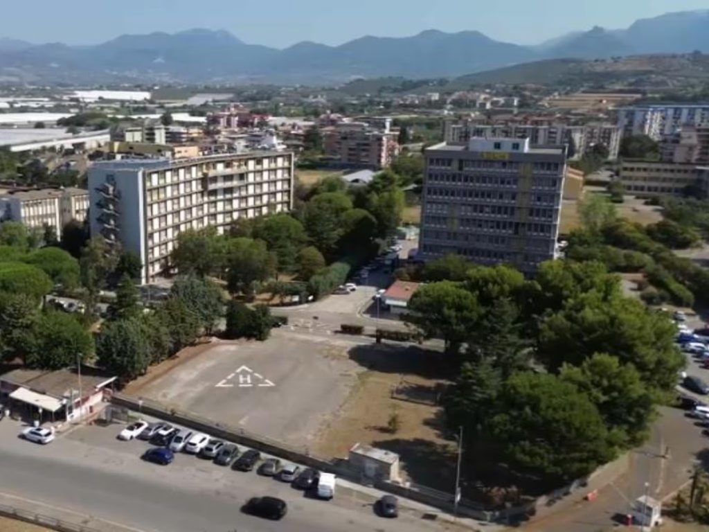 Ospedale di Battipaglia, riapertura in due fasi: tutte le date
