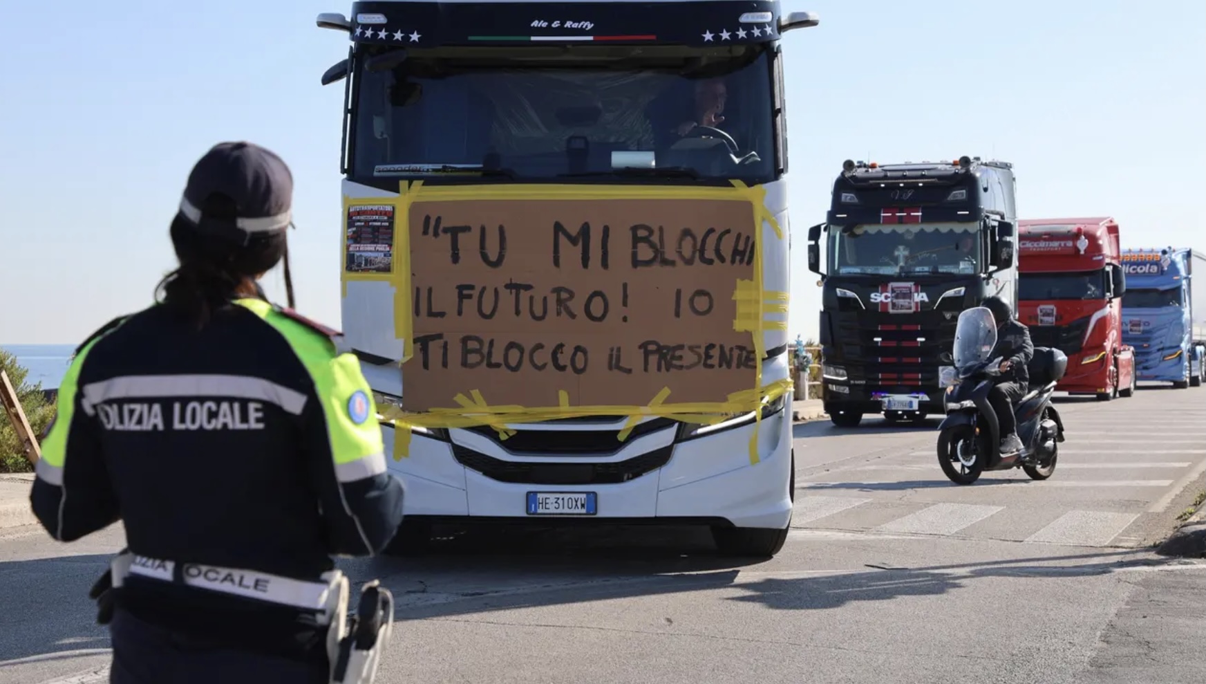 Protesta autotrasportatori, 34 identificati nel Salernitano