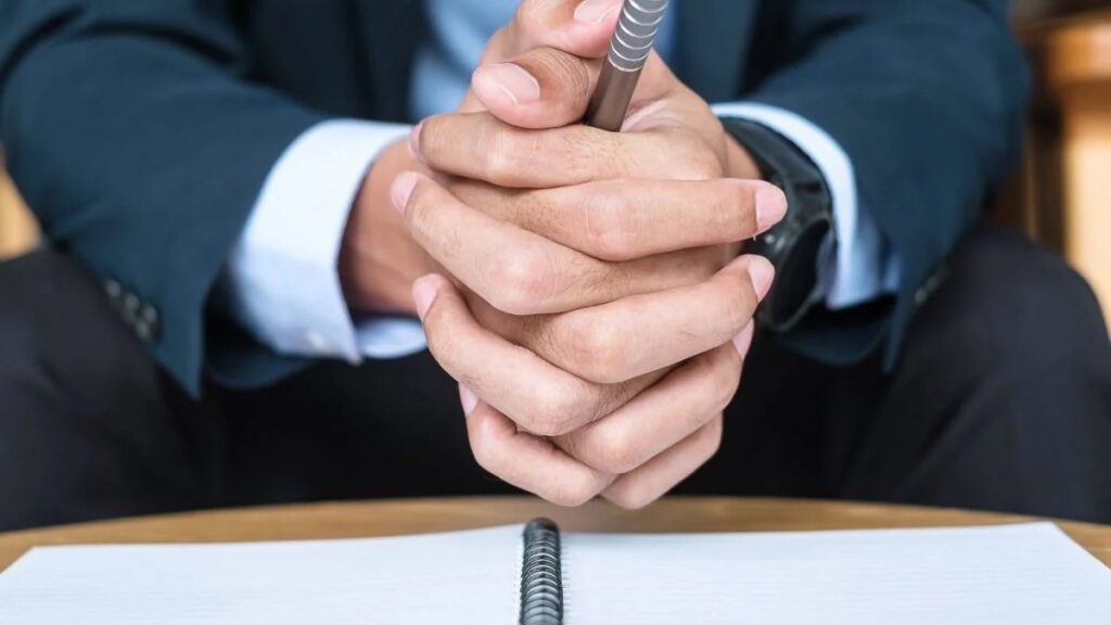 Nocera Inferiore, ufficiale giudiziario sospeso per accesso abusivo
